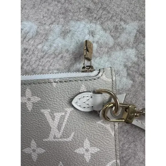 Louis Vuitton Neverfull Limited Edition Sunset Khaki MM Wristlet - Picture 6 of 7